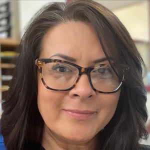 Meet your Posher, Becky